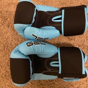 Title Boxing Gloves-Gel